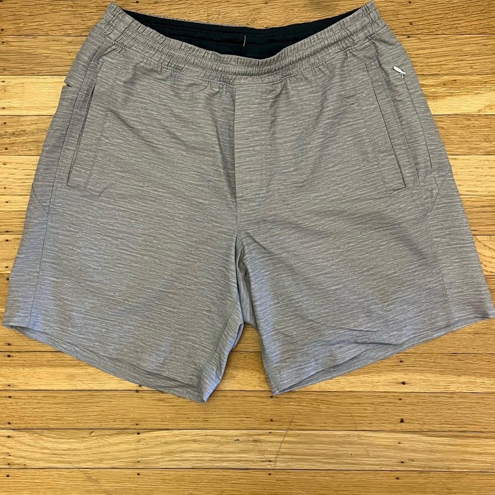 Men’s medium Birddog shorts with liner